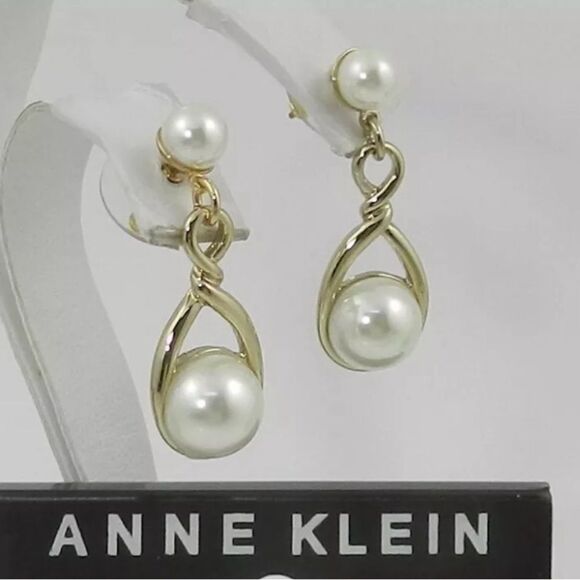 ANNE KLEIN Gold-Tone Imitation Pearl Twisted Drop Earrings NWT - Picture 3 of 5